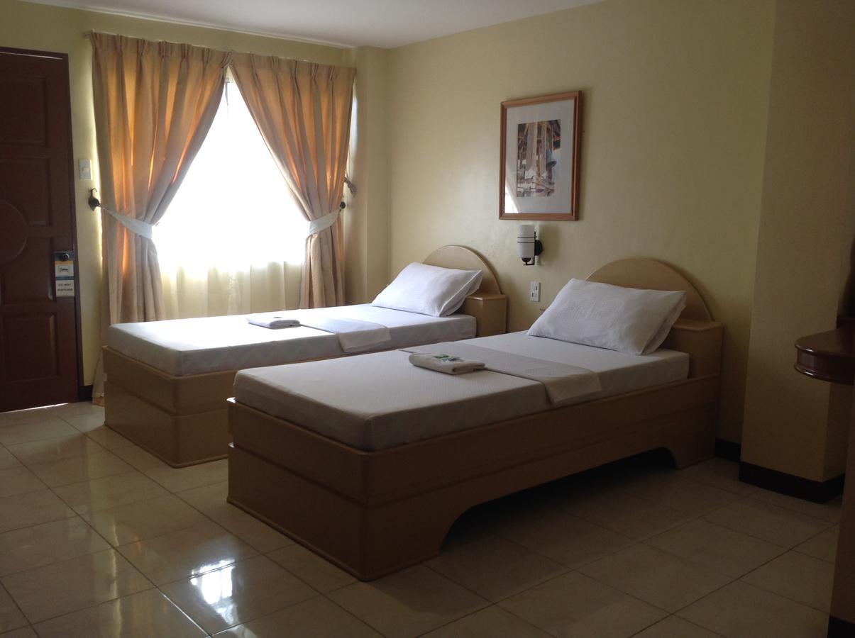 Danel Pensionne House Tacloban Luaran gambar